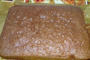 Reteta de prajitura cu fondant si un mot de frisca