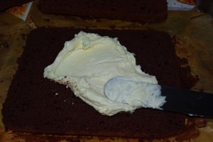 Reteta de prajitura cu fondant si un mot de frisca