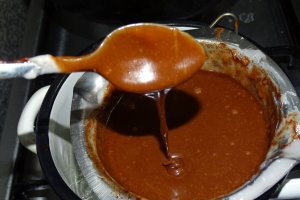 Reteta de prajitura cu fondant si un mot de frisca