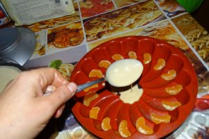Reteta de prajitura cu blat de bezea si mousse de ciocolata alba si cafea espresso