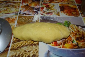 Reteta de tort cu crema de lamaie si foi coapte