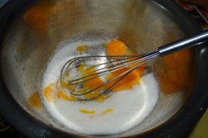 Reteta de tort cu crema de lamaie si foi coapte