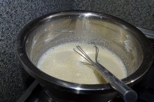 Reteta de tort cu crema de lamaie si foi coapte