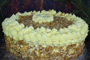 Reteta de tort cu crema de vanilie cu unt si krant