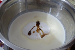 Reteta de tort cu zmeura si ciocolata