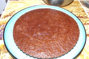 Reteta de tort cu zmeura si ciocolata