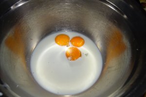Reteta de duo mousse ciocolata alba si caise