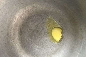 Reteta de supa ceha de usturoi (Česnečka) Reteta nr.11 din top Best Soups the World