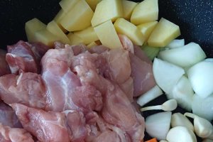 Reteta de parjoale moldovenesti cu carne de pui