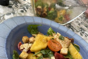 Reteta de salata de pui cu mango