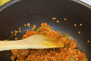 Reteta de curry de linte rosie cu cartofi dulce