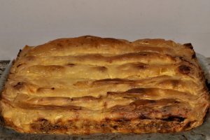 Reteta de placinta cu branza de capra, oaie si smantana