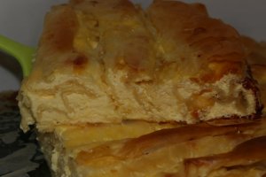 Reteta de placinta cu branza de capra, oaie si smantana
