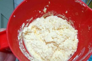 Reteta de pateuri cu branza