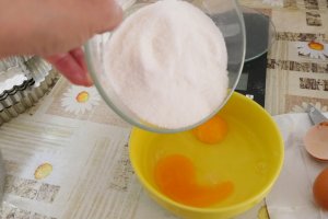 Reteta de tarta cu crema de vanilie krant si smochine