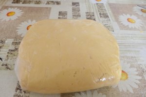Reteta de tarta cu crema de vanilie krant si smochine