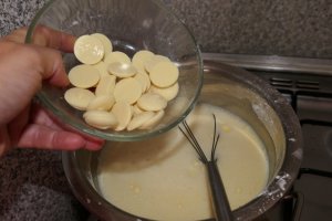 Reteta de tarta cu crema de vanilie krant si smochine