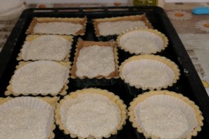 Reteta de tarta cu crema de vanilie krant si smochine