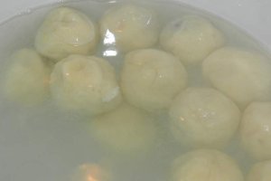 Reteta de gomboti cu prune