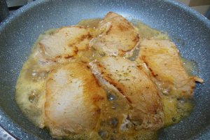 Reteta de cotlet cu legume si ardei copti la cuptor