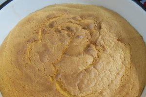 Reteta de tort de mere cu crema de zahar ars