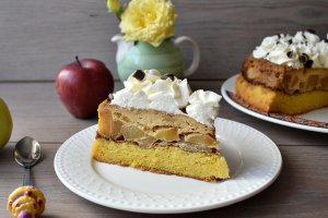 Reteta de tort de mere cu crema de zahar ars