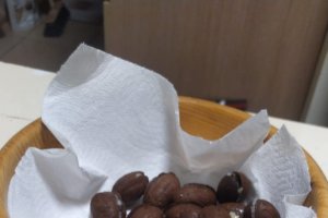 Reteta de nuci cu cacao si umplutura de nuci