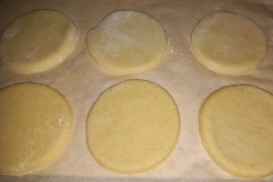 Reteta de fursecuri reni, cu unt