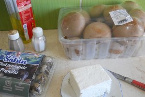 Reteta de ciuperci umplute cu oua de prepelita