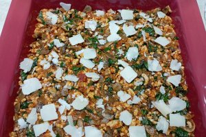 Reteta de lasagna cu carne de curcan, ciuperci si spanac