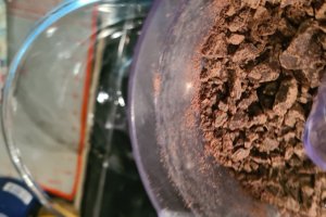 Reteta de tort cu ciocolata, mere si crema de castane