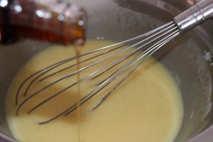 Reteta de tort cu jeleu de zmeura si de ness