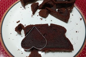 Reteta de prajitura cu inimioare si crema de zmeura
