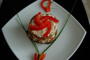 Vinete pane cu urda si ardei gras