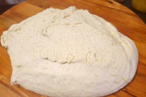 Reteta de placinte cu feta, spanac si marar