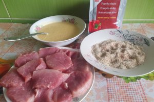 Reteta de snitel crispy, din pulpa de porc, in pesmet