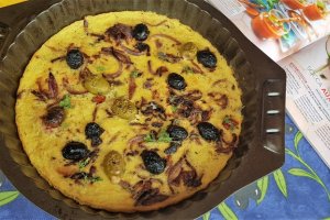Reteta de tarta cu faina de naut, ceapa si masline/Socca