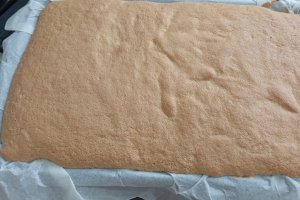 Reteta de prajitura cu mere, nuci caramelizate si mascarpone