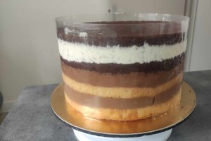 Reteta de tort cu ciocolata si cafea