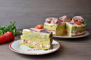 Tort sarat cu mazare si crema de branza, un aperitiv festiv si gustos