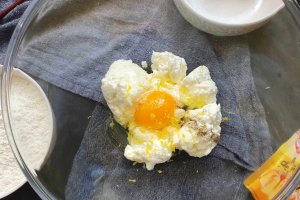 Papanasi cu dulceata, dulcele traditional romanesc