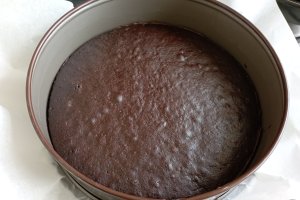 Prajitura cu mere si mascarpone, un desert cremos si aromat