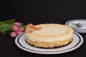 Prajitura cu mere si mascarpone, un desert cremos si aromat