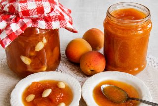 Dulceata si gem de caise