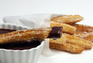 Churros reteta traditionala spaniola