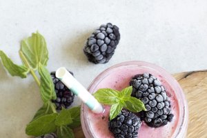 Smoothie cu mure reteta de bautura racoritoare si nutritiva