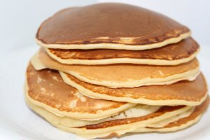 Pancakes pufoase - Reteta simpla de clatite americane