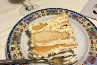 Tiramisú cu lămâie și limoncello