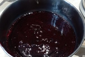 Tort cu afine și zmeura - Un desert delicios și racoritor