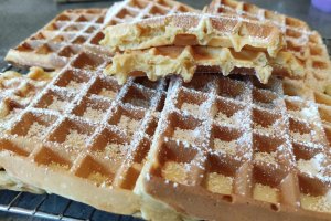 Gaufres vanilate cu iaurt - Reteta gustoasa si aromata